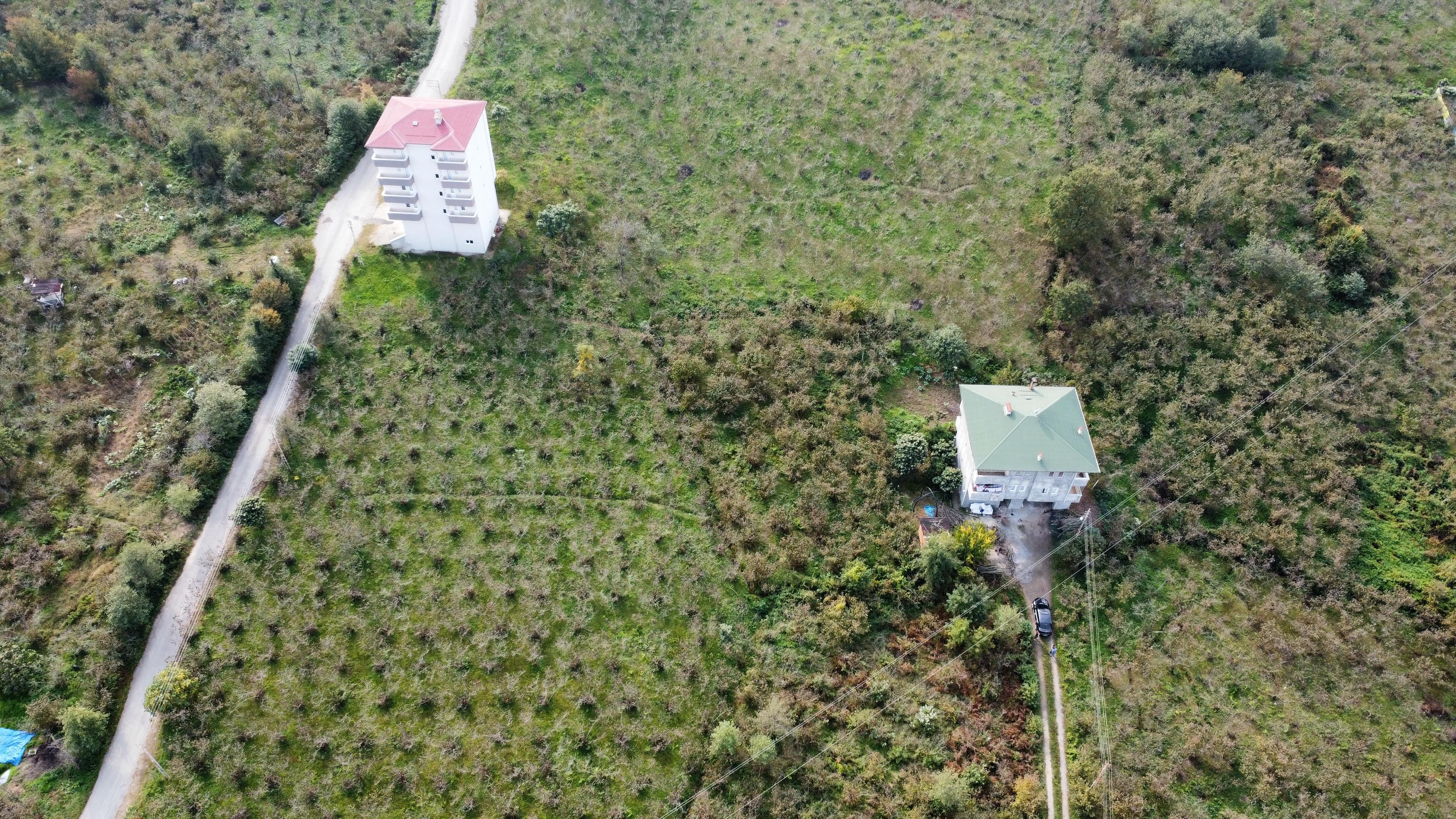 MABEL GAYRİMENKUL ARSİN ANAYOLA YAKIN 1.100 M2 İMARLI ARSA